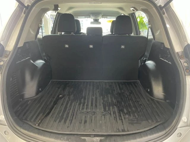 2018 Toyota RAV4 4th Gen - Image 20 of 31
