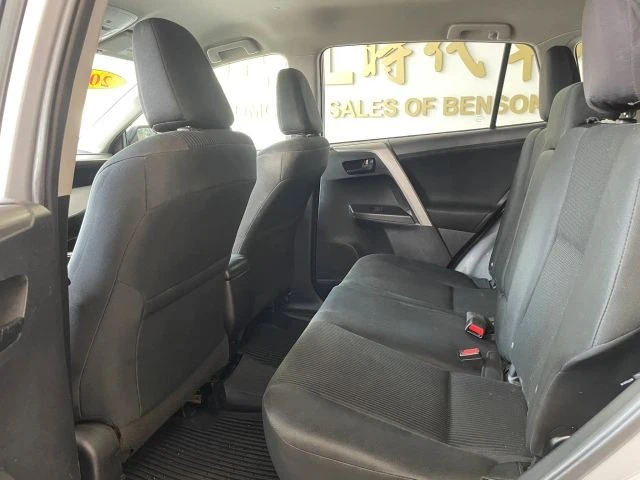 2018 Toyota RAV4 4th Gen - Image 18 of 31