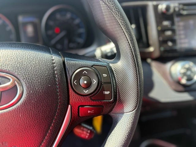 2018 Toyota RAV4 4th Gen - Image 18 of 21