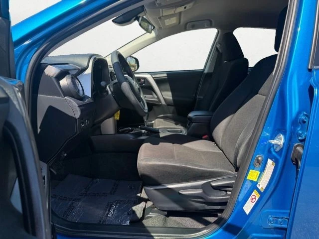 2018 Toyota RAV4 4th Gen - Image 13 of 21