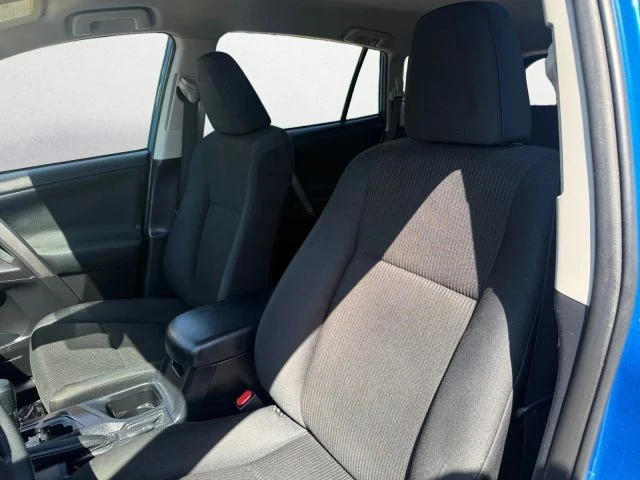 2018 Toyota RAV4 4th Gen - Image 15 of 21