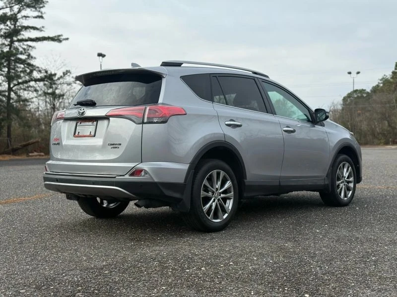 2018 Toyota RAV4 4th Gen - Image 6 of 12