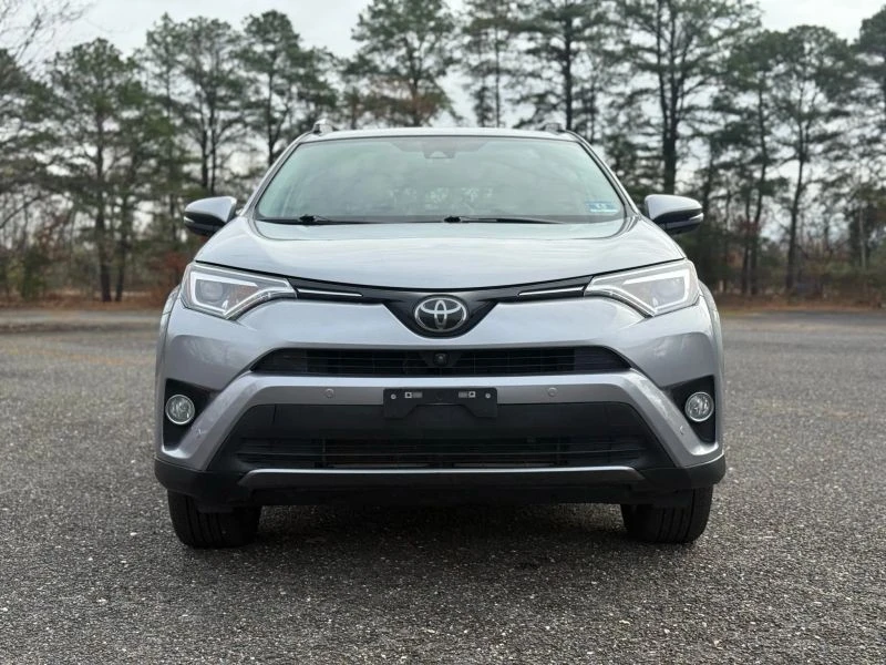 2018 Toyota RAV4 4th Gen - Image 9 of 12