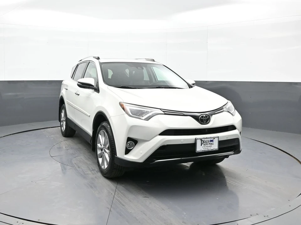 2018 Toyota RAV4 4th Gen - Image 3 of 12
