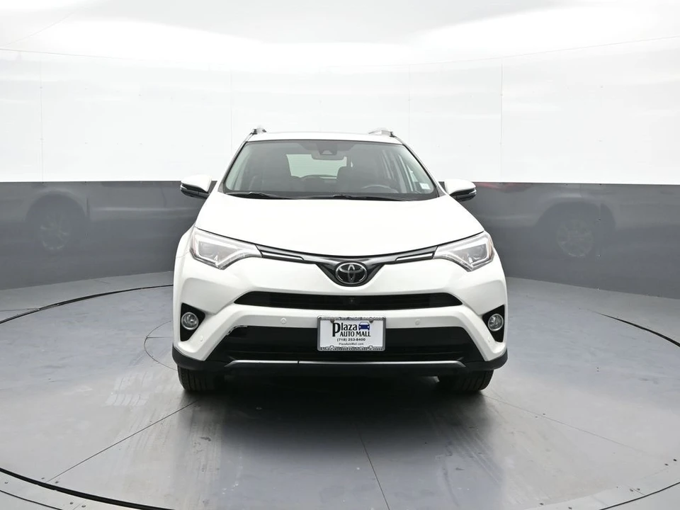 2018 Toyota RAV4 4th Gen - Image 2 of 12