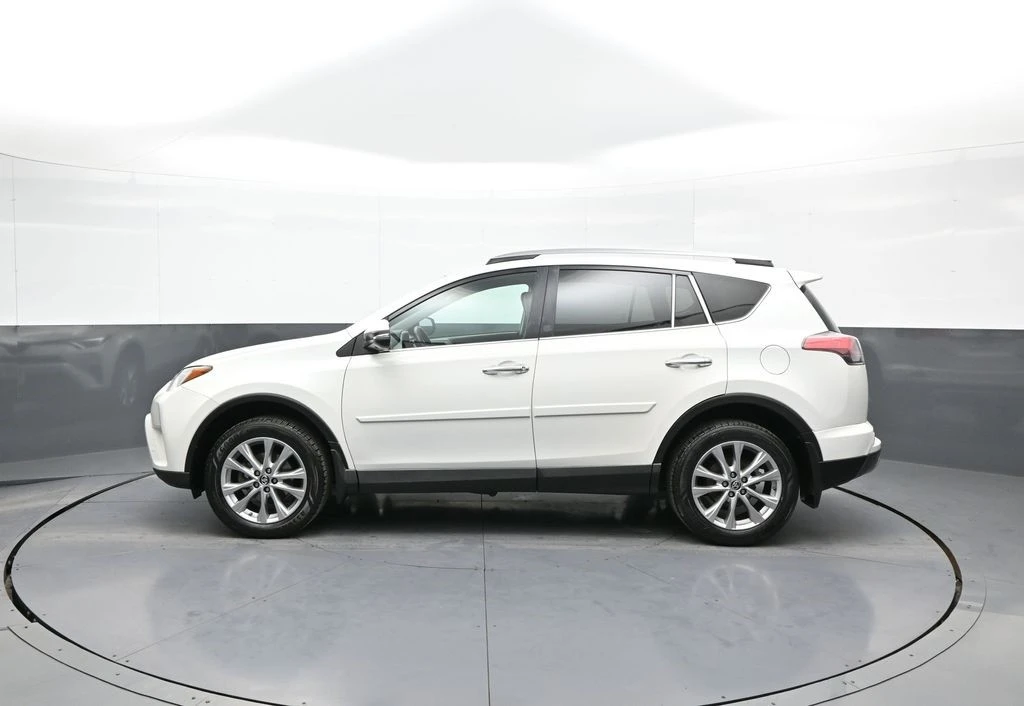2018 Toyota RAV4 4th Gen - Image 9 of 12