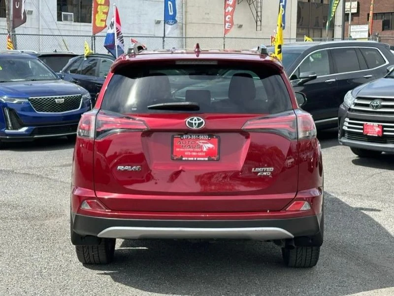 2018 Toyota RAV4 4th Gen - Image 5 of 12
