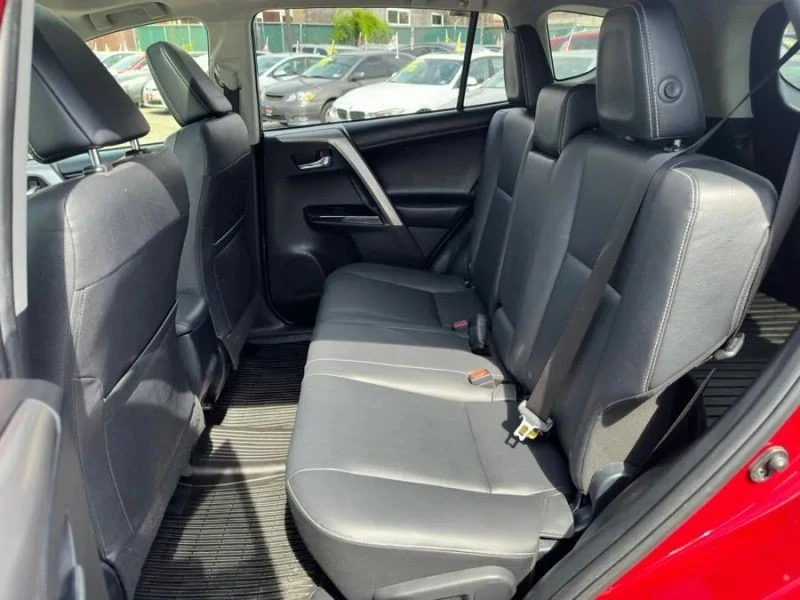 2018 Toyota RAV4 4th Gen - Image 12 of 12