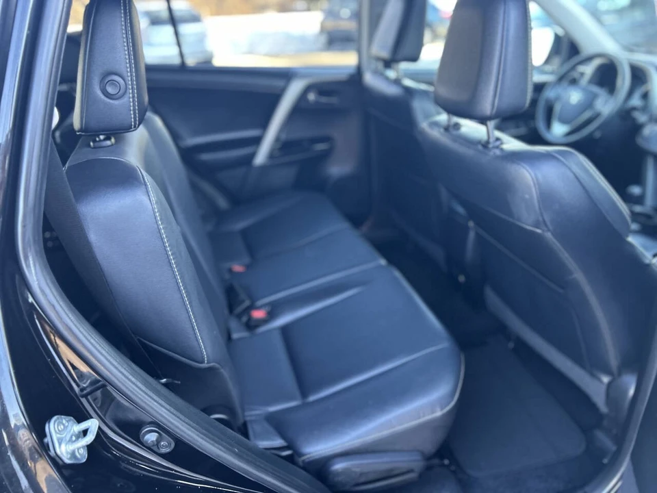 2018 Toyota RAV4 4th Gen - Image 28 of 28