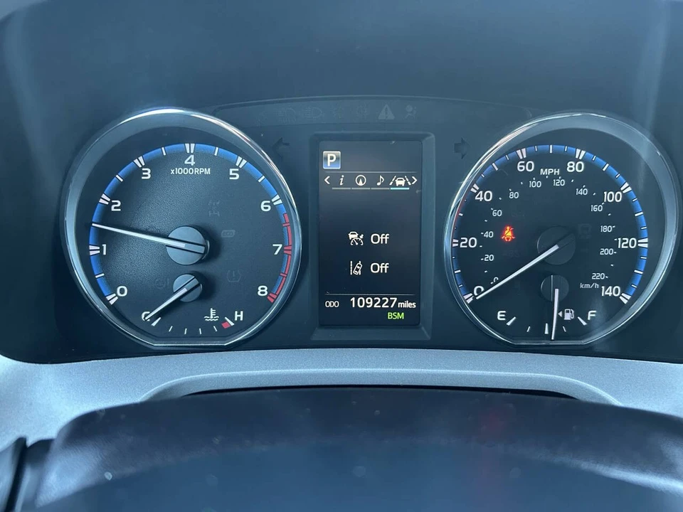 2018 Toyota RAV4 4th Gen - Image 10 of 28