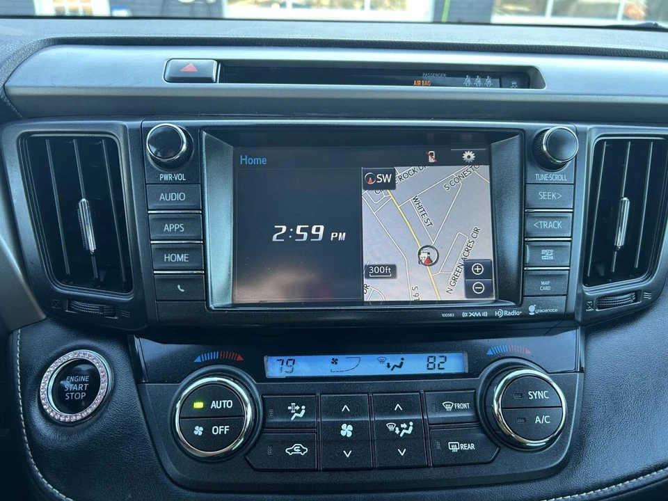 2018 Toyota RAV4 4th Gen - Image 9 of 28