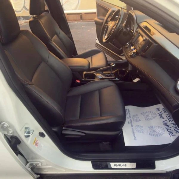 2018 Toyota RAV4 4th Gen - Image 11 of 12