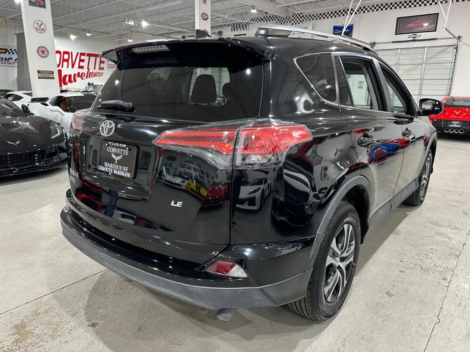 2018 Toyota RAV4 4th Gen - Image 7 of 11