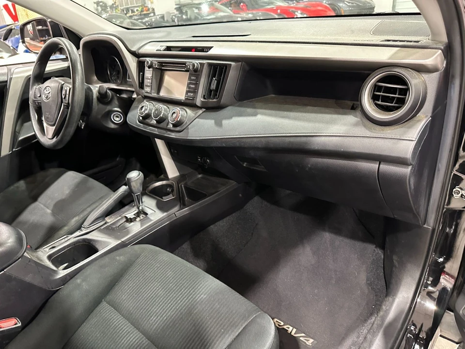 2018 Toyota RAV4 4th Gen - Image 10 of 11