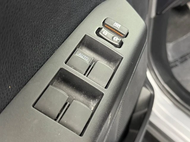 2018 Toyota RAV4 4th Gen - Image 18 of 21