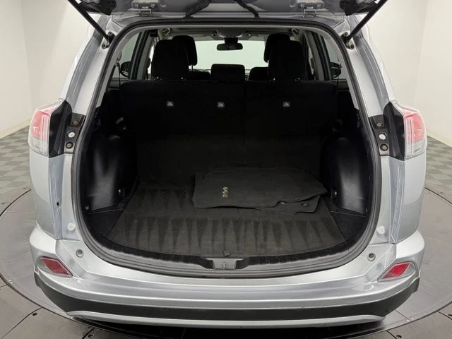 2018 Toyota RAV4 4th Gen - Image 13 of 21