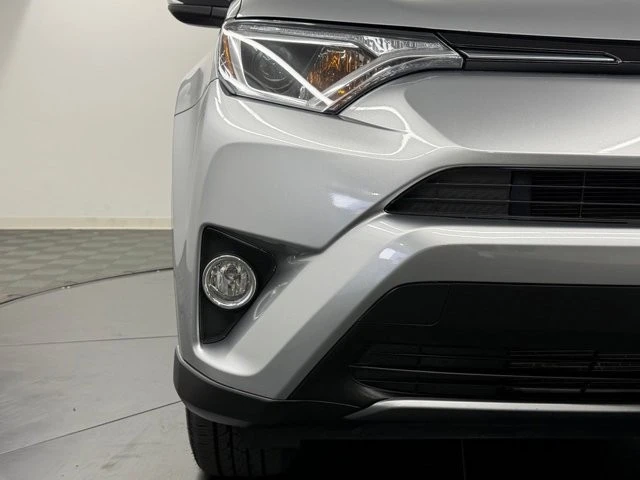 2018 Toyota RAV4 4th Gen - Image 7 of 21