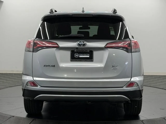 2018 Toyota RAV4 4th Gen - Image 9 of 21