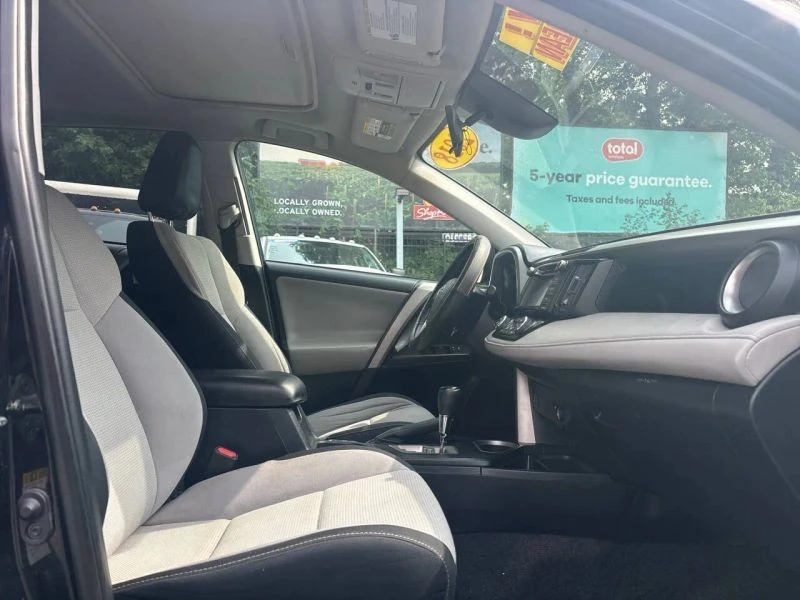 2018 Toyota RAV4 4th Gen - Image 8 of 12