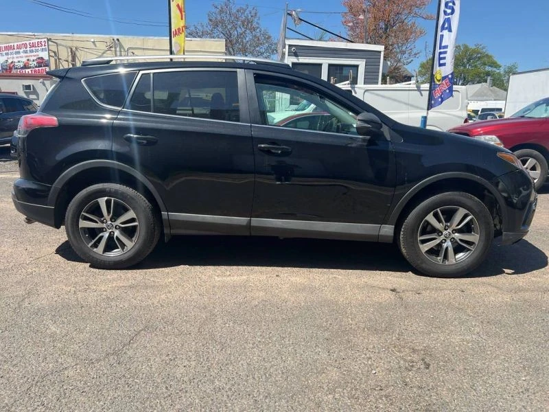 2018 Toyota RAV4 4th Gen - Image 7 of 12
