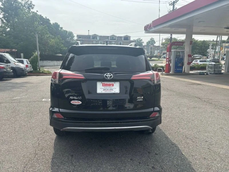 2018 Toyota RAV4 4th Gen - Image 5 of 12