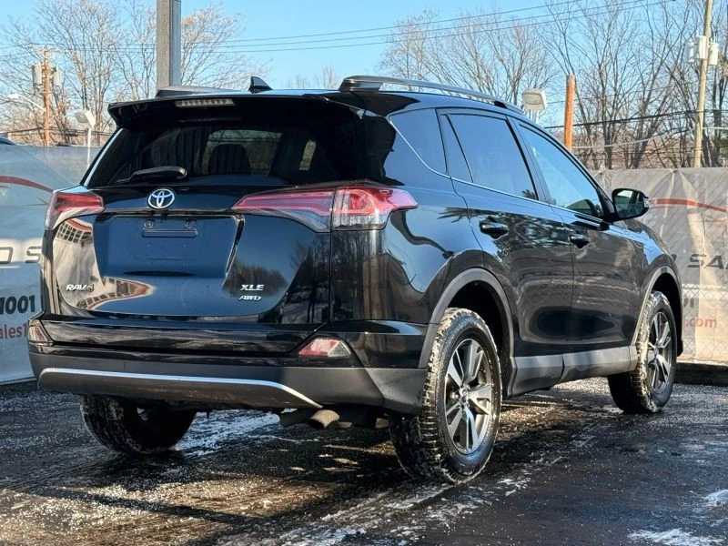 2018 Toyota RAV4 4th Gen - Image 9 of 12