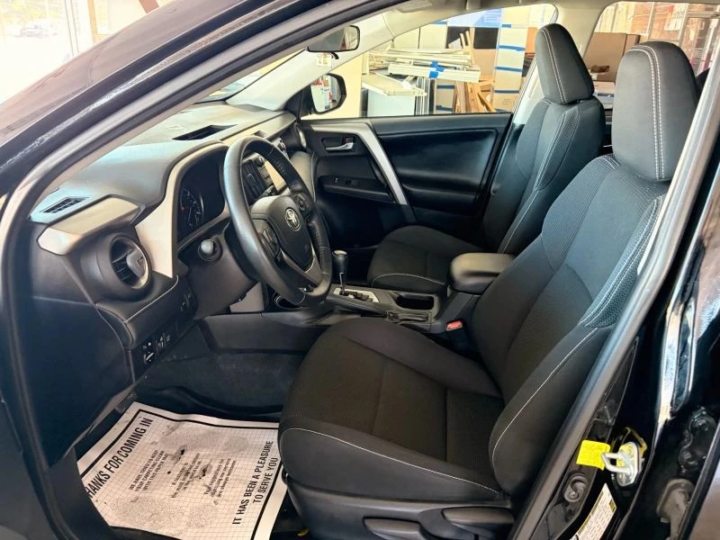 2018 Toyota RAV4 4th Gen - Image 11 of 12