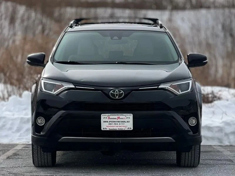 2018 Toyota RAV4 4th Gen - Image 3 of 12