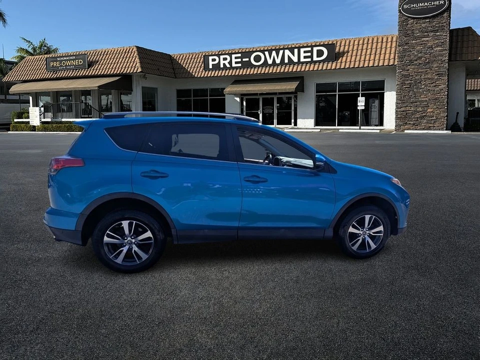 2018 Toyota RAV4 4th Gen - Image 8 of 21