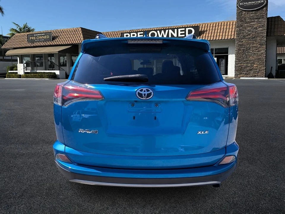 2018 Toyota RAV4 4th Gen - Image 6 of 21