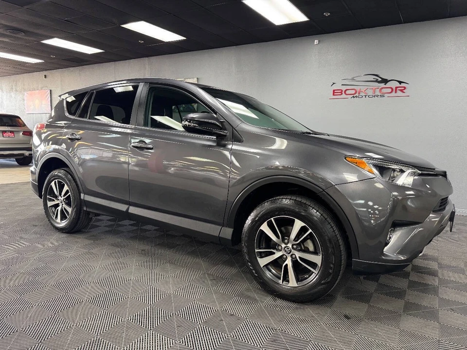 2018 Toyota RAV4 4th Gen - Image 2 of 12