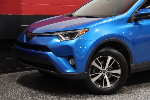 2018 Toyota RAV4 4th Gen - Image 19 of 21