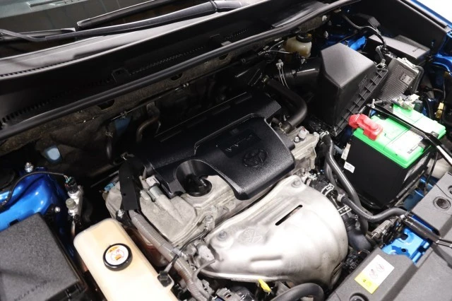 2018 Toyota RAV4 4th Gen - Image 15 of 21