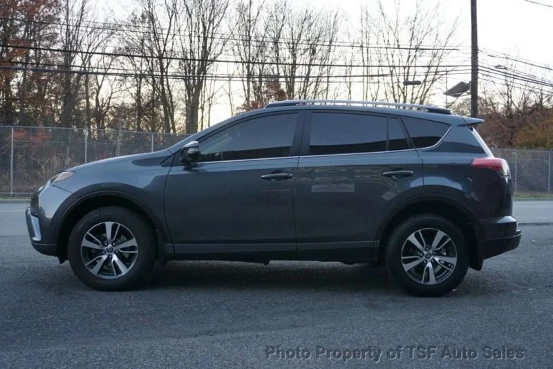 2018 Toyota RAV4 4th Gen - Image 4 of 12