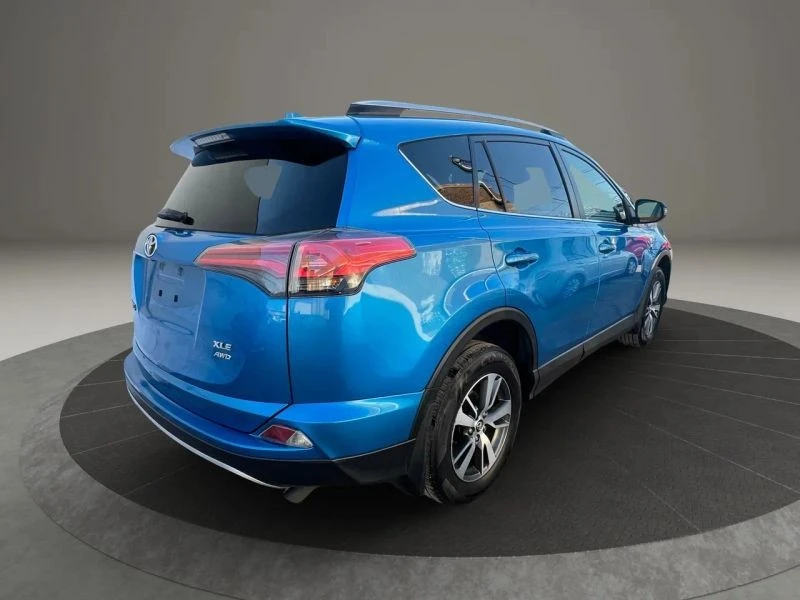2018 Toyota RAV4 4th Gen - Image 5 of 12