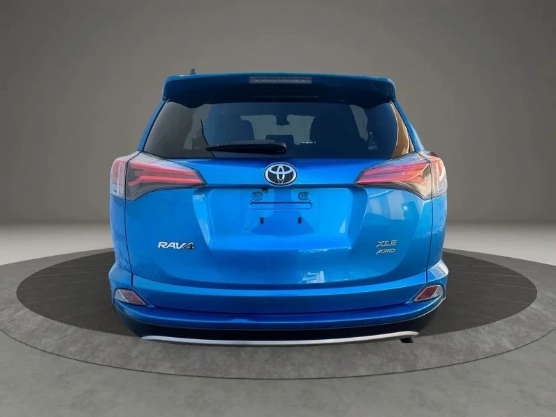2018 Toyota RAV4 4th Gen - Image 6 of 12