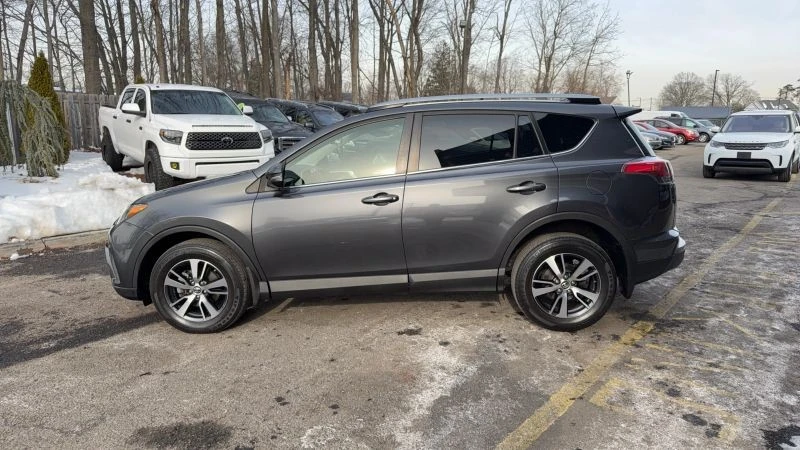 2018 Toyota RAV4 4th Gen - Image 8 of 12