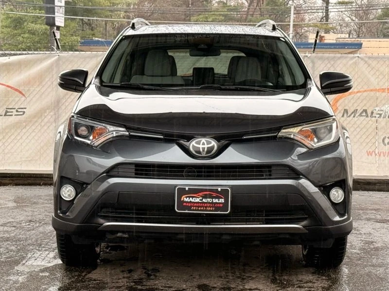 2018 Toyota RAV4 4th Gen - Image 5 of 12