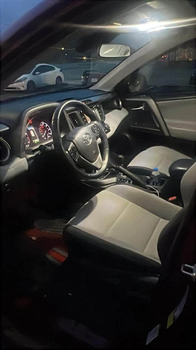 2018 Toyota RAV4 4th Gen - Image 12 of 14