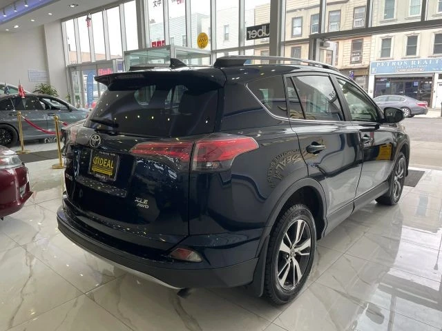 2018 Toyota RAV4 4th Gen - Image 6 of 21