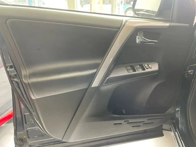 2018 Toyota RAV4 4th Gen - Image 7 of 21