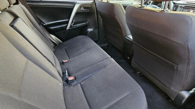 2018 Toyota RAV4 4th Gen - Image 13 of 21