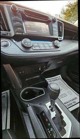 2018 Toyota RAV4 4th Gen - Image 20 of 21