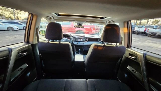 2018 Toyota RAV4 4th Gen - Image 12 of 21