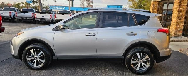 2018 Toyota RAV4 4th Gen - Image 10 of 21