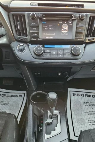 2018 Toyota RAV4 4th Gen - Image 19 of 21