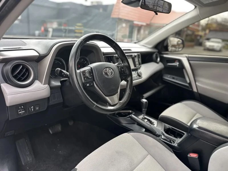 2018 Toyota RAV4 4th Gen - Image 10 of 12