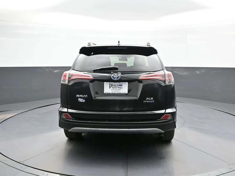 2018 Toyota RAV4 4th Gen - Image 7 of 21