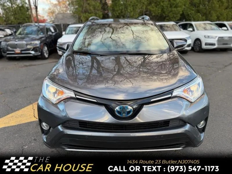 2018 Toyota RAV4 4th Gen - Image 4 of 12