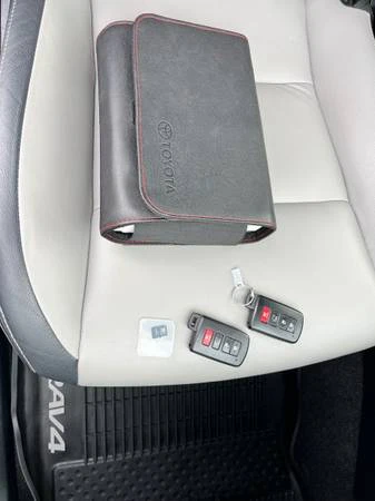 2018 Toyota RAV4 4th Gen - Image 16 of 16